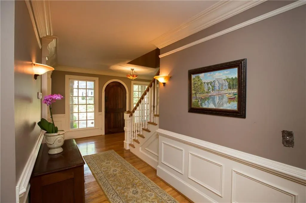 2977 Dale Drive Ne, Atlanta, Georgia 30305, 5 Bedrooms Bedrooms, ,6 BathroomsBathrooms,Residential,Sold,2977 Dale Drive Ne,5812649