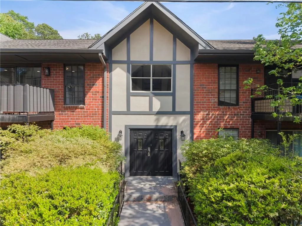 6851 Roswell Road Unit F36, Atlanta, Georgia 30328, 1 Bedroom Bedrooms, ,1 BathroomBathrooms,Residential,For Sale,6851 Roswell Road Unit F36,7759300