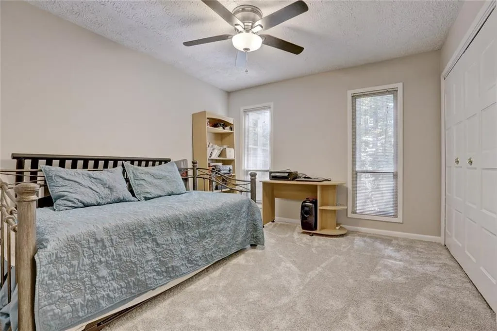 5149 Roswell Road Unit 2, Atlanta, Georgia 30342, 2 Bedrooms Bedrooms, ,2 BathroomsBathrooms,Residential,Sold,5149 Roswell Road Unit 2,5917860