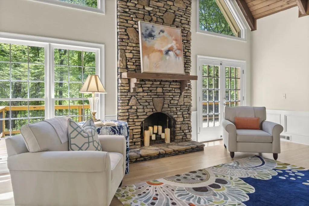 1585 Lazy River Lane, Sandy Springs, Georgia 30350, 6 Bedrooms Bedrooms, ,5 BathroomsBathrooms,Residential,For Sale,1585 Lazy River Lane,7567753
