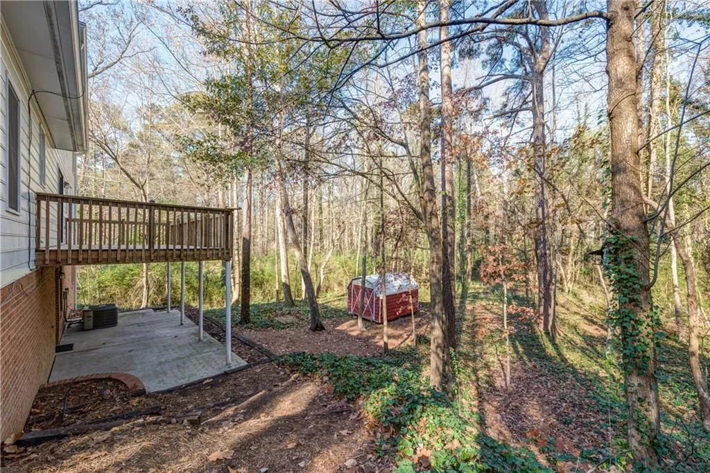 30 Stewart Drive, Atlanta, Georgia 30342, 4 Bedrooms Bedrooms, ,3 BathroomsBathrooms,Residential,Sold,30 Stewart Drive,5797665