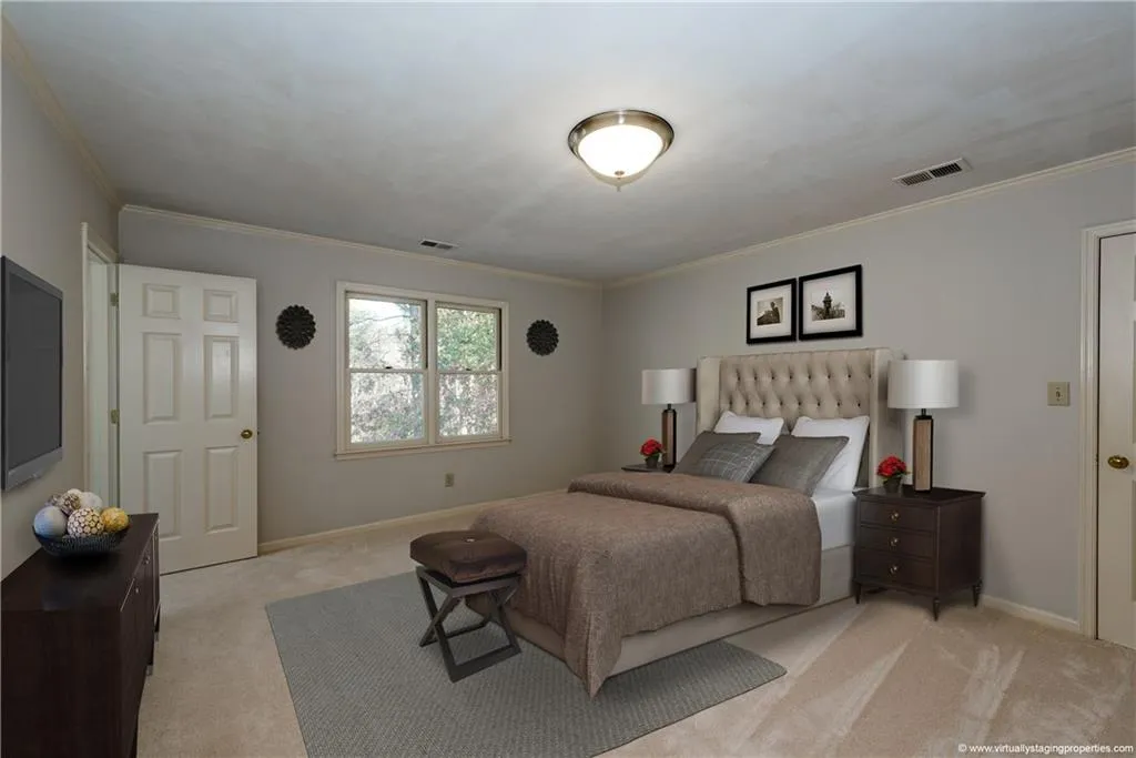 30 Stewart Drive, Atlanta, Georgia 30342, 4 Bedrooms Bedrooms, ,3 BathroomsBathrooms,Residential,Sold,30 Stewart Drive,5797665