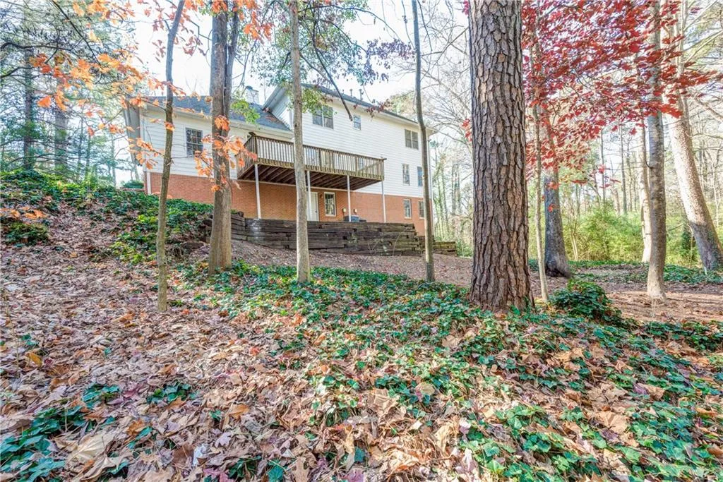 30 Stewart Drive, Atlanta, Georgia 30342, 4 Bedrooms Bedrooms, ,3 BathroomsBathrooms,Residential,Sold,30 Stewart Drive,5797665