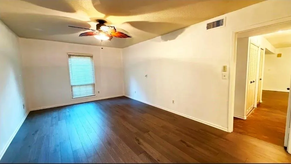 6851 Roswell Road Unit K1, Atlanta, Georgia 30328, 2 Bedrooms Bedrooms, ,2 BathroomsBathrooms,Residential,For Sale,6851 Roswell Road Unit K1,7763419