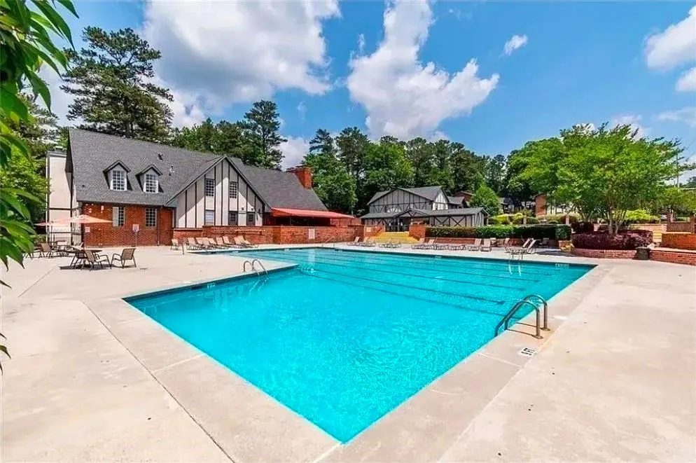 6851 Roswell Road Unit K1, Atlanta, Georgia 30328, 2 Bedrooms Bedrooms, ,2 BathroomsBathrooms,Residential,For Sale,6851 Roswell Road Unit K1,7763419