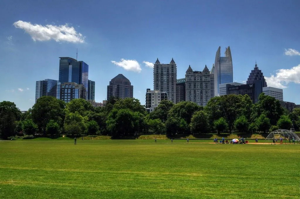 Piedmont Park Just 7 minutes Away