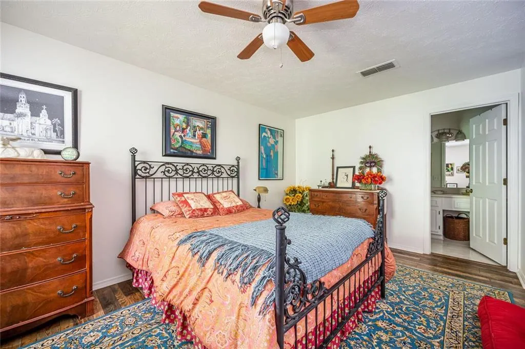 1309 Gettysburg Place, Sandy Springs, Georgia 30350, 2 Bedrooms Bedrooms, ,2 BathroomsBathrooms,Residential,Sold,1309 Gettysburg Place,7222106