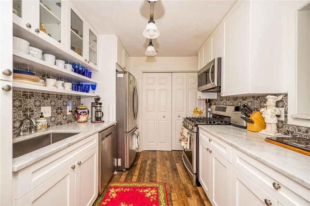 1309 Gettysburg Place, Sandy Springs, Georgia 30350, 2 Bedrooms Bedrooms, ,2 BathroomsBathrooms,Residential,Sold,1309 Gettysburg Place,7222106