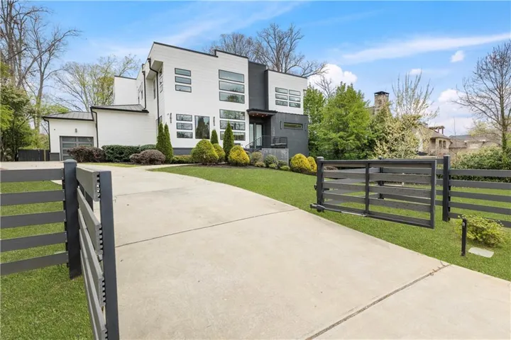 1546 Windsor Parkway Ne, Brookhaven, Georgia 30319