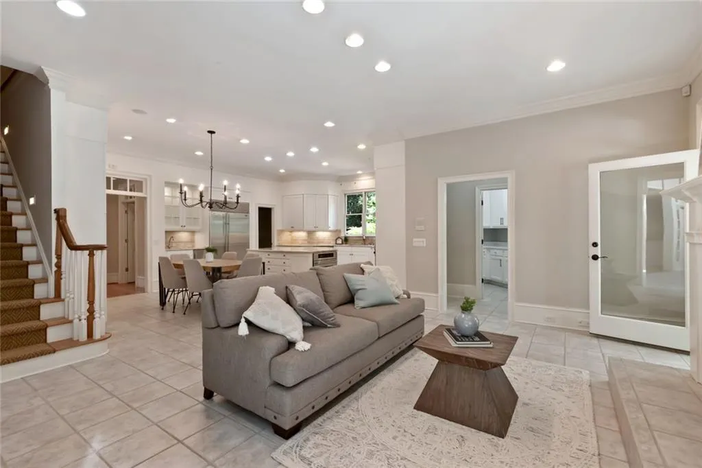 110 Green Falls Point, Sandy Springs, Georgia 30350, 7 Bedrooms Bedrooms, ,7 BathroomsBathrooms,Residential,Sold,110 Green Falls Point,7042071