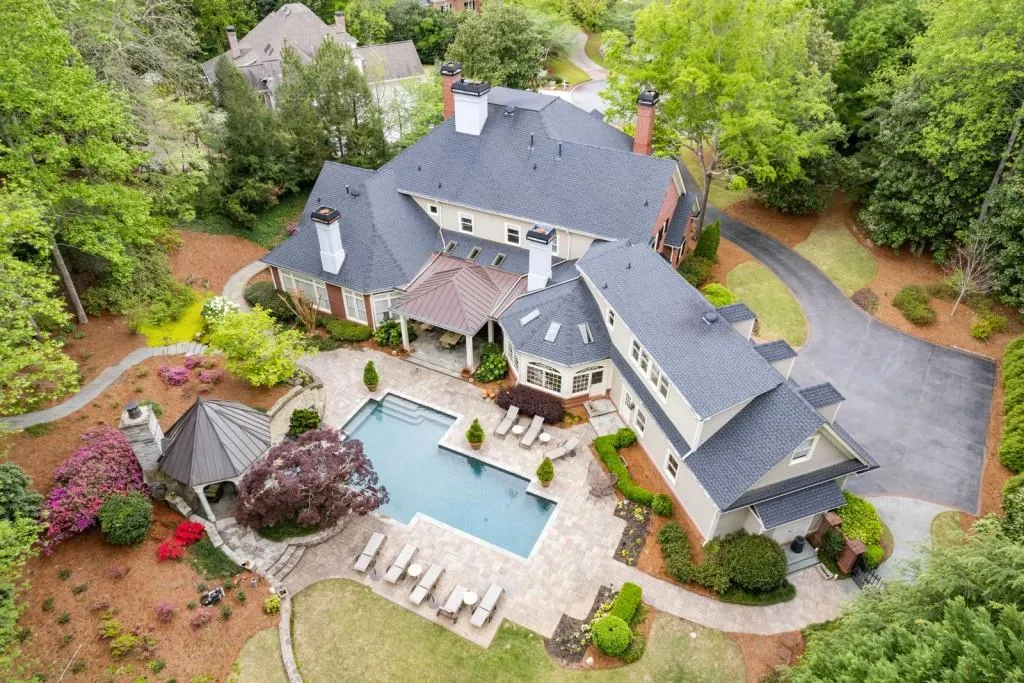 110 Green Falls Point, Sandy Springs, Georgia 30350, 7 Bedrooms Bedrooms, ,7 BathroomsBathrooms,Residential,Sold,110 Green Falls Point,7042071