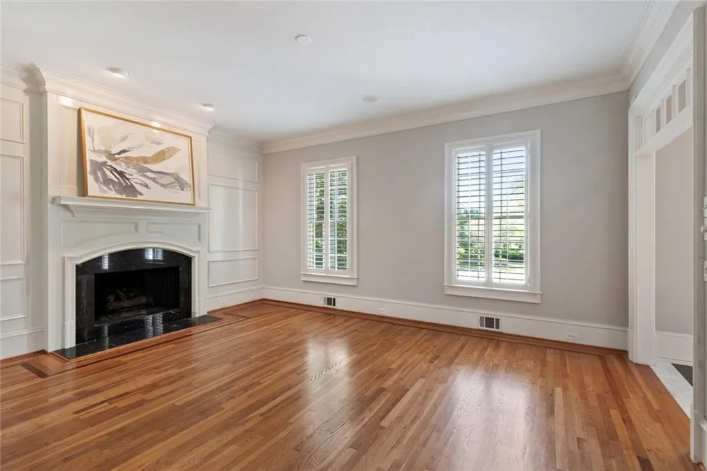 110 Green Falls Point, Sandy Springs, Georgia 30350, 7 Bedrooms Bedrooms, ,7 BathroomsBathrooms,Residential,Sold,110 Green Falls Point,7042071