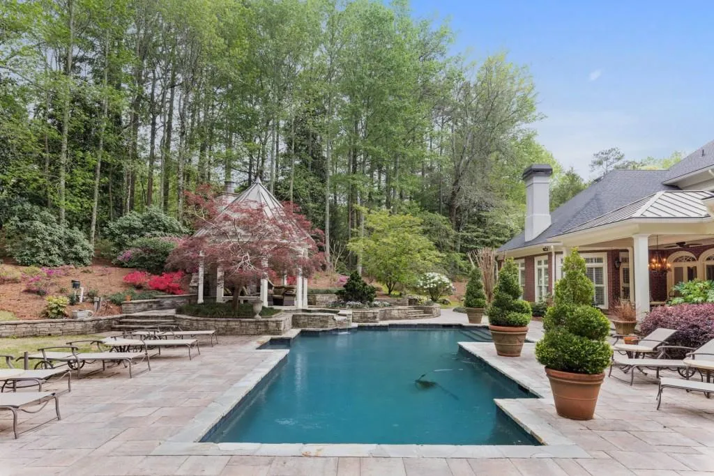 110 Green Falls Point, Sandy Springs, Georgia 30350, 7 Bedrooms Bedrooms, ,7 BathroomsBathrooms,Residential,Sold,110 Green Falls Point,7042071