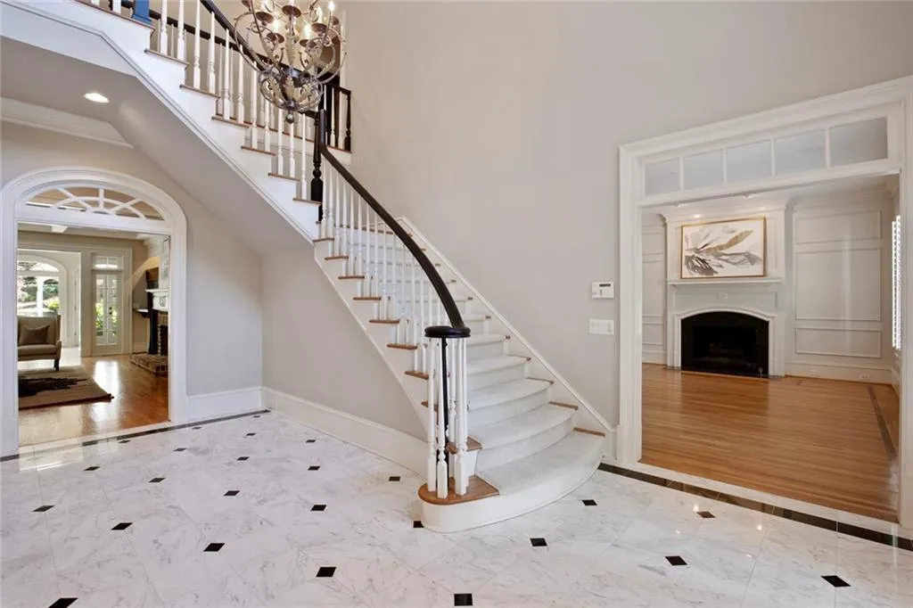 110 Green Falls Point, Sandy Springs, Georgia 30350, 7 Bedrooms Bedrooms, ,7 BathroomsBathrooms,Residential,Sold,110 Green Falls Point,7042071