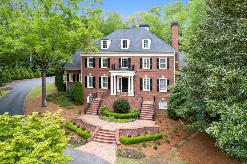 110 Green Falls Point, Sandy Springs, Georgia 30350, 7 Bedrooms Bedrooms, ,7 BathroomsBathrooms,Residential,Sold,110 Green Falls Point,7042071