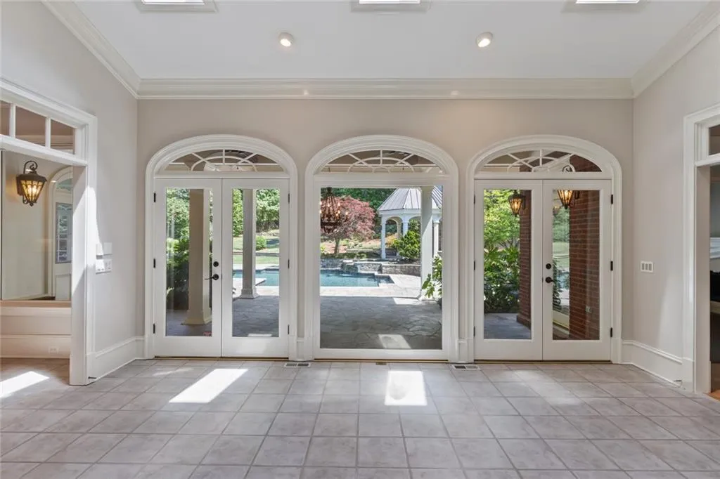 110 Green Falls Point, Sandy Springs, Georgia 30350, 7 Bedrooms Bedrooms, ,7 BathroomsBathrooms,Residential,Sold,110 Green Falls Point,7042071
