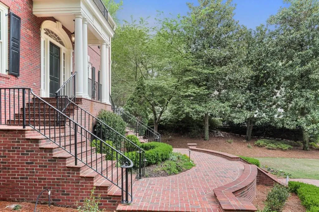110 Green Falls Point, Sandy Springs, Georgia 30350, 7 Bedrooms Bedrooms, ,7 BathroomsBathrooms,Residential,Sold,110 Green Falls Point,7042071