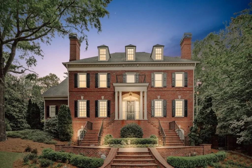 110 Green Falls Point, Sandy Springs, Georgia 30350, 7 Bedrooms Bedrooms, ,7 BathroomsBathrooms,Residential,Sold,110 Green Falls Point,7042071