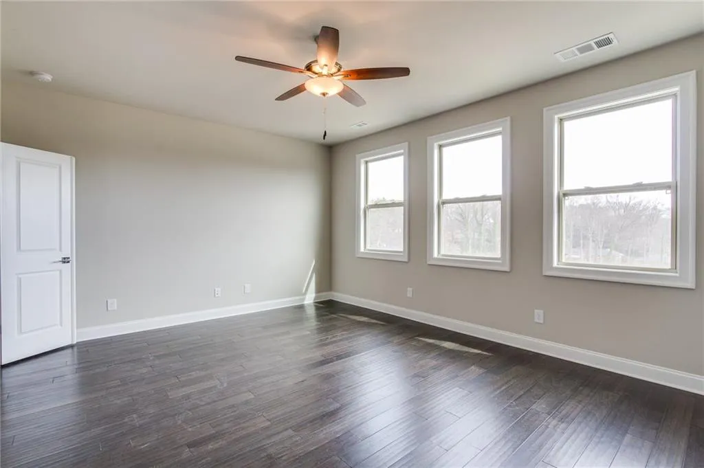 4204 Deming Circle Unit 120, Sandy Springs, Georgia 30342, 3 Bedrooms Bedrooms, ,3 BathroomsBathrooms,Residential,Sold,4204 Deming Circle Unit 120,5714881