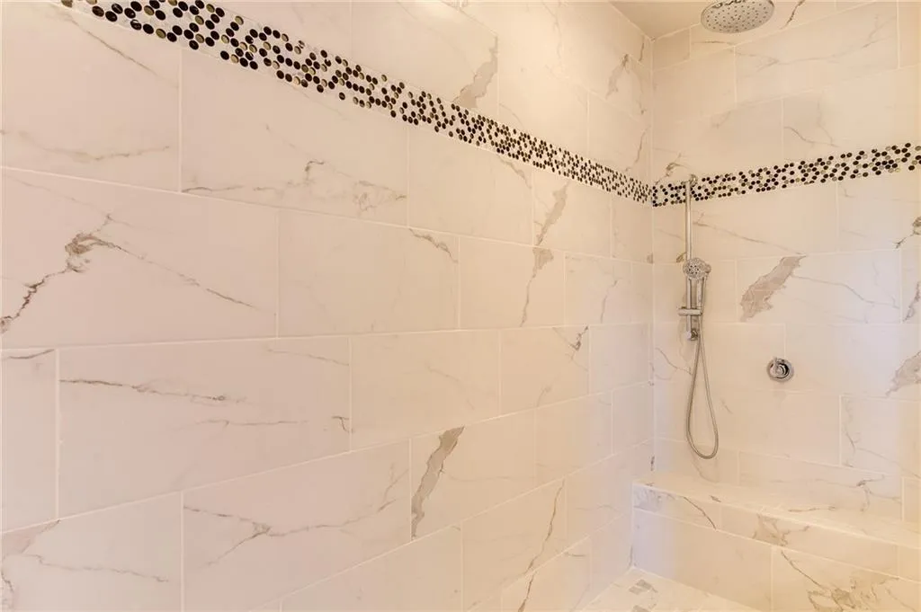 4204 Deming Circle Unit 120, Sandy Springs, Georgia 30342, 3 Bedrooms Bedrooms, ,3 BathroomsBathrooms,Residential,Sold,4204 Deming Circle Unit 120,5714881