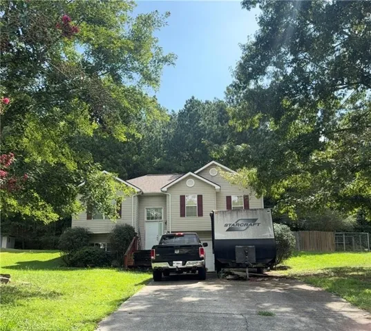 133 Hunters Xing Se Crossing, Calhoun, Georgia 30701