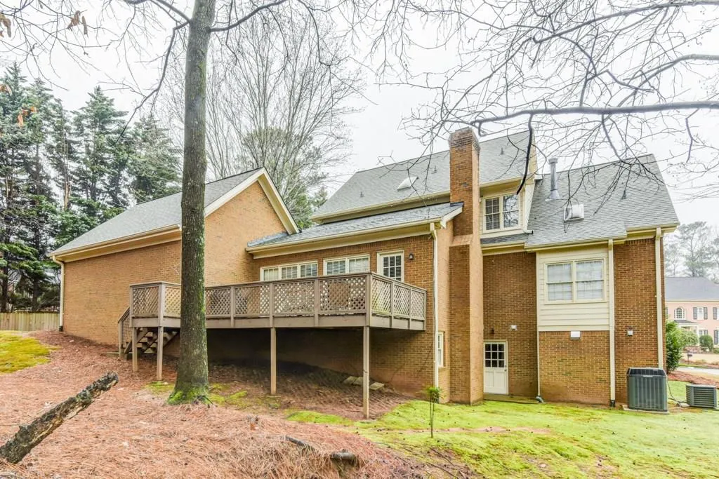 7405 Chestwick Court, Sandy Springs, Georgia 30350, 4 Bedrooms Bedrooms, ,3 BathroomsBathrooms,Residential,Sold,7405 Chestwick Court,5972175