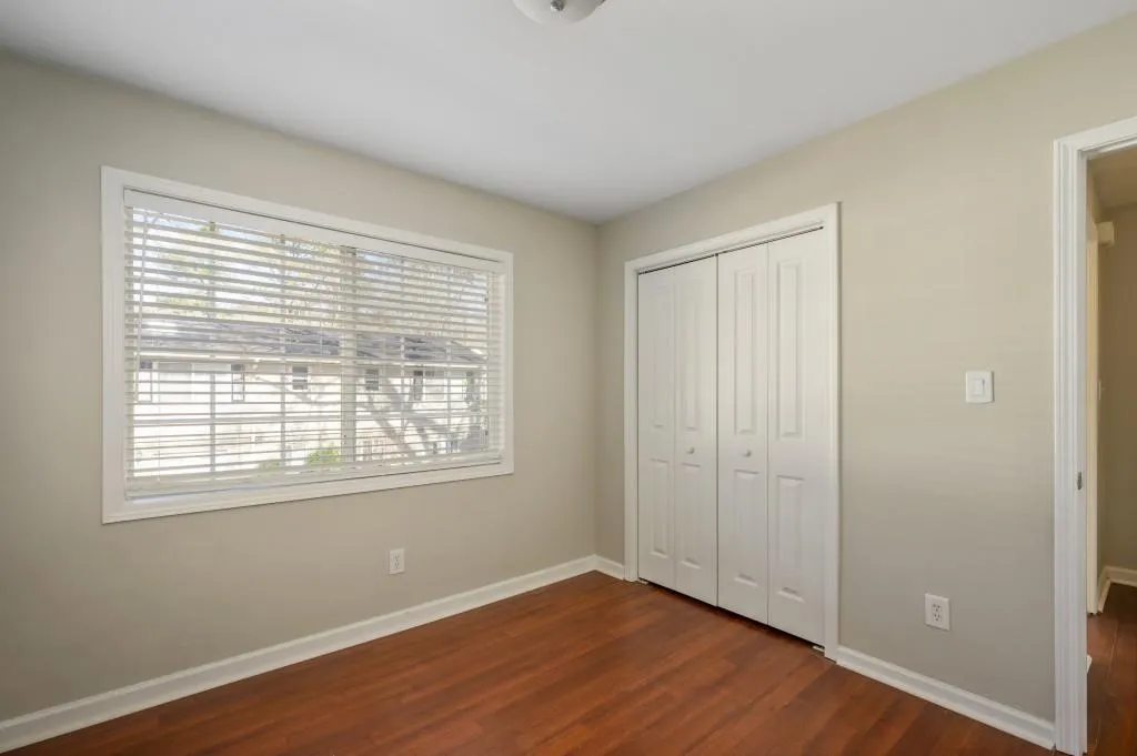 6940 Roswell Road Unit 8e, Sandy Springs, Georgia 30328, 2 Bedrooms Bedrooms, ,1 BathroomBathrooms,Residential,Sold,6940 Roswell Road Unit 8e,6989019