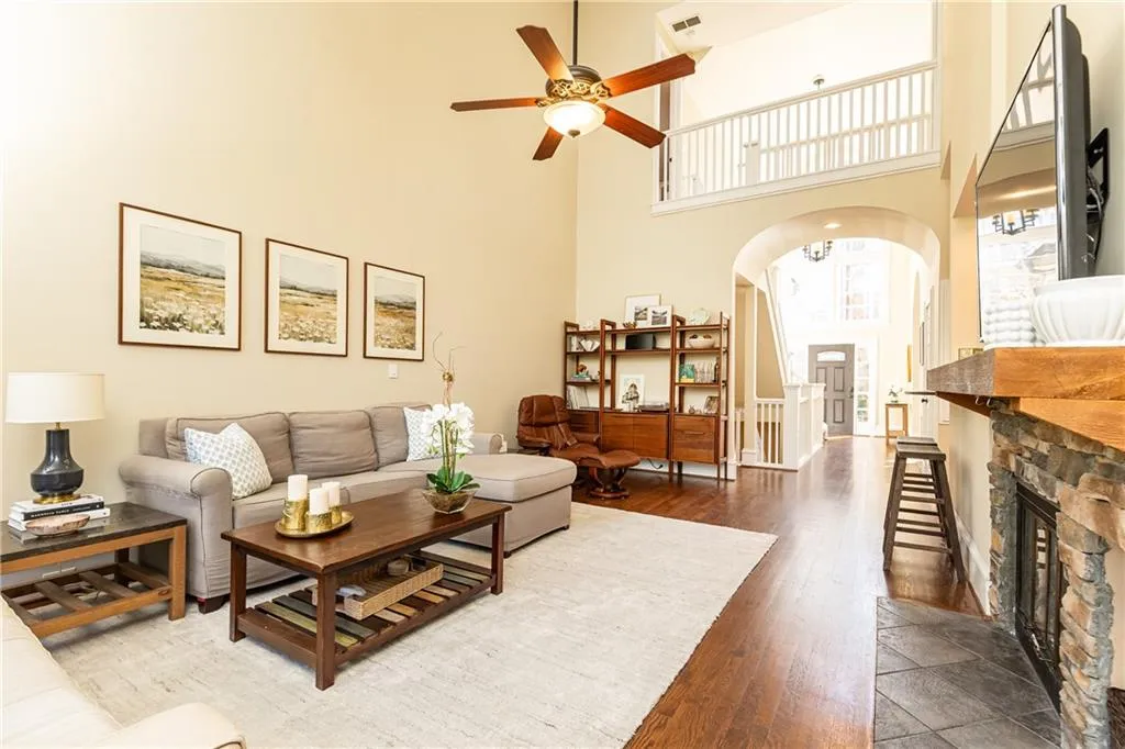 34 Greenland Trace, Atlanta, Georgia 30342, 4 Bedrooms Bedrooms, ,4 BathroomsBathrooms,Residential,Sold,34 Greenland Trace,7542955