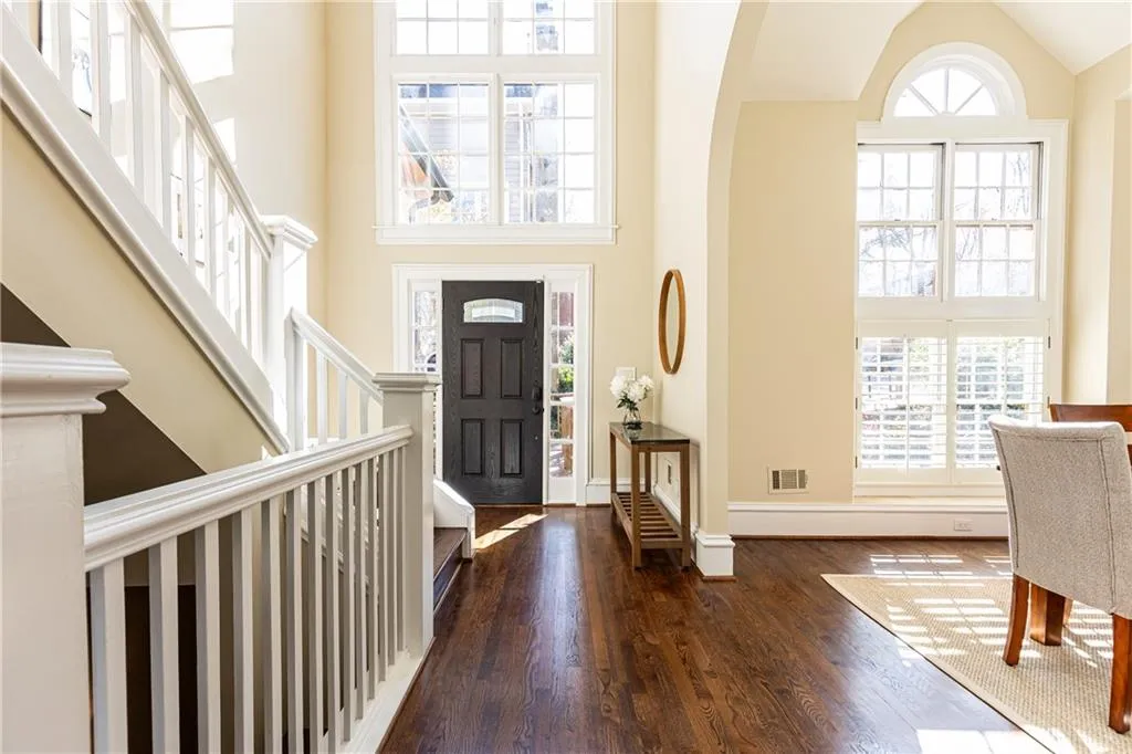 34 Greenland Trace, Atlanta, Georgia 30342, 4 Bedrooms Bedrooms, ,4 BathroomsBathrooms,Residential,Sold,34 Greenland Trace,7542955