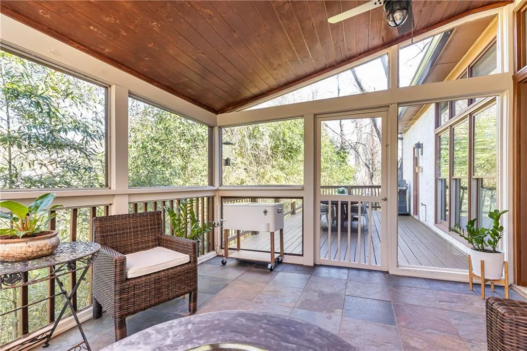 34 Greenland Trace, Atlanta, Georgia 30342, 4 Bedrooms Bedrooms, ,4 BathroomsBathrooms,Residential,Sold,34 Greenland Trace,7542955