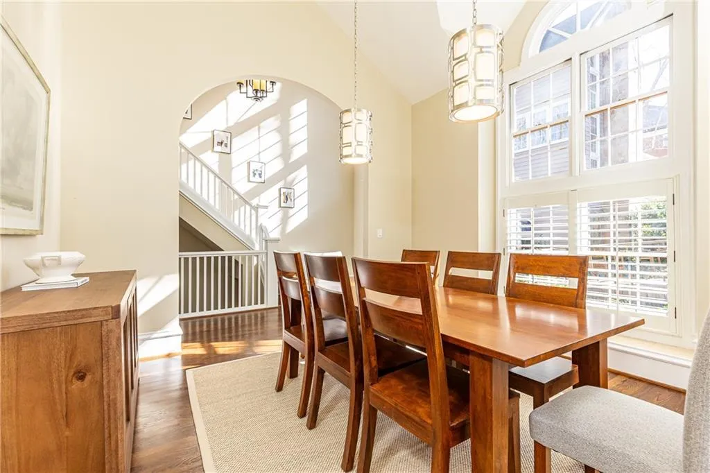 34 Greenland Trace, Atlanta, Georgia 30342, 4 Bedrooms Bedrooms, ,4 BathroomsBathrooms,Residential,Sold,34 Greenland Trace,7542955