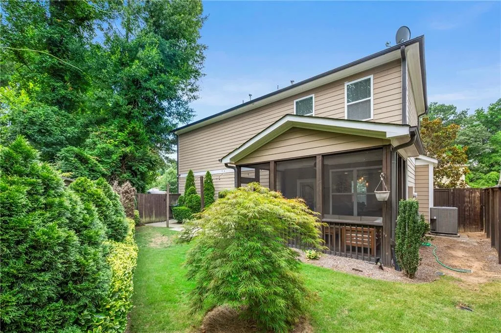 1585 Habershal Road Nw, Atlanta, Georgia 30318, 3 Bedrooms Bedrooms, ,2 BathroomsBathrooms,Residential,For Sale,1585 Habershal Road Nw,7670254