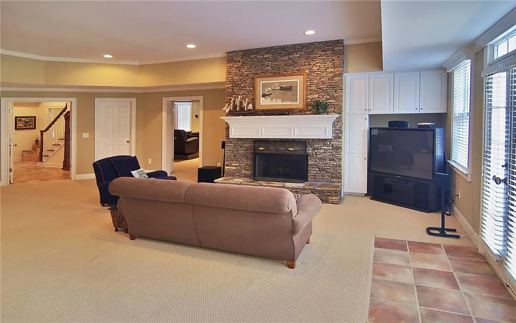 8161 Nesbit Ferry Road, Atlanta, Georgia 30350, 6 Bedrooms Bedrooms, ,6 BathroomsBathrooms,Residential,Sold,8161 Nesbit Ferry Road,5641234