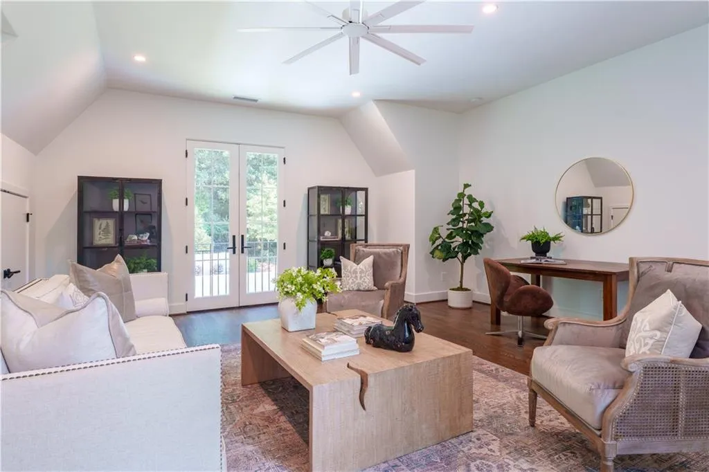 1107 E Beechwood Drive Nw, Atlanta, Georgia 30327, 5 Bedrooms Bedrooms, ,6 BathroomsBathrooms,Residential,For Sale,1107 E Beechwood Drive Nw,7613904