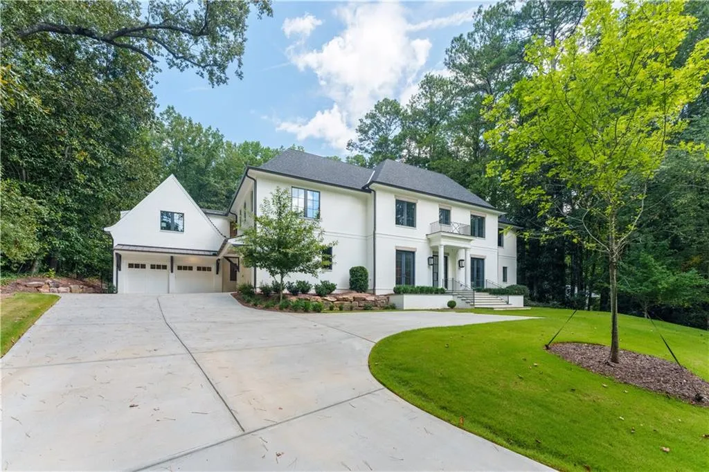 1107 E Beechwood Drive Nw, Atlanta, Georgia 30327, 5 Bedrooms Bedrooms, ,6 BathroomsBathrooms,Residential,For Sale,1107 E Beechwood Drive Nw,7613904