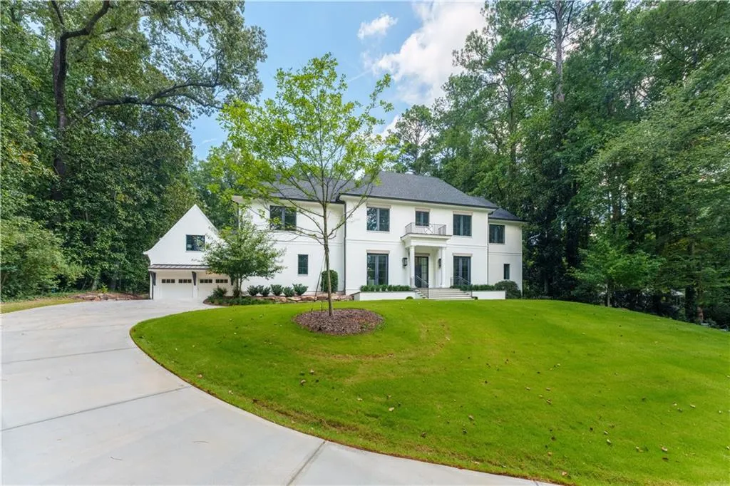 1107 E Beechwood Drive Nw, Atlanta, Georgia 30327, 5 Bedrooms Bedrooms, ,6 BathroomsBathrooms,Residential,For Sale,1107 E Beechwood Drive Nw,7613904