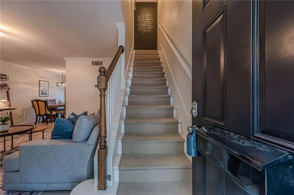 136 Peachtree Memorial Drive Nw Unit Ri1, Atlanta, Georgia 30309, 2 Bedrooms Bedrooms, ,1 BathroomBathrooms,Residential,For Sale,136 Peachtree Memorial Drive Nw Unit Ri1,7660667 136 Peachtree Memorial Drive Nw Unit Ri1, Atlanta, Georgia 30309, 2 Bedrooms Bedrooms, ,1 BathroomBathrooms,Residential,For Sale,136 Peachtree Memorial Drive Nw Unit Ri1,7660667