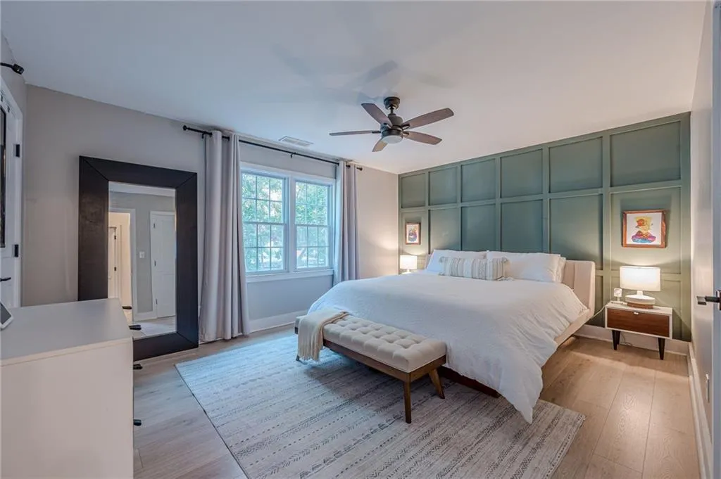 136 Peachtree Memorial Drive Nw Unit Ri1, Atlanta, Georgia 30309, 2 Bedrooms Bedrooms, ,1 BathroomBathrooms,Residential,For Sale,136 Peachtree Memorial Drive Nw Unit Ri1,7660667 136 Peachtree Memorial Drive Nw Unit Ri1, Atlanta, Georgia 30309, 2 Bedrooms Bedrooms, ,1 BathroomBathrooms,Residential,For Sale,136 Peachtree Memorial Drive Nw Unit Ri1,7660667