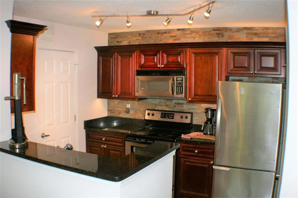 2106 Santa Fe Parkway, Atlanta, Georgia 30350, 1 Bedroom Bedrooms, ,1 BathroomBathrooms,Residential,Sold,2106 Santa Fe Parkway,6871389