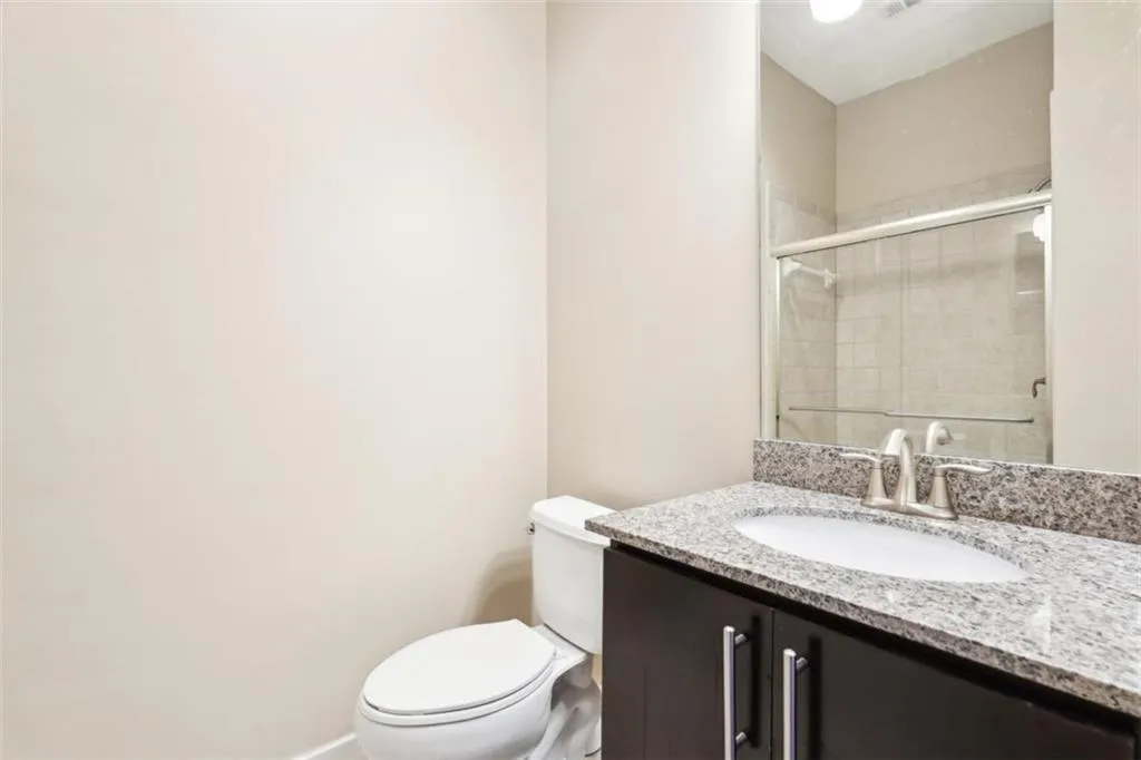 1199 Huff Road Unit 121, Atlanta, Georgia 30318, 3 Bedrooms Bedrooms, ,3 BathroomsBathrooms,Residential,For Sale,1199 Huff Road Unit 121,7541203