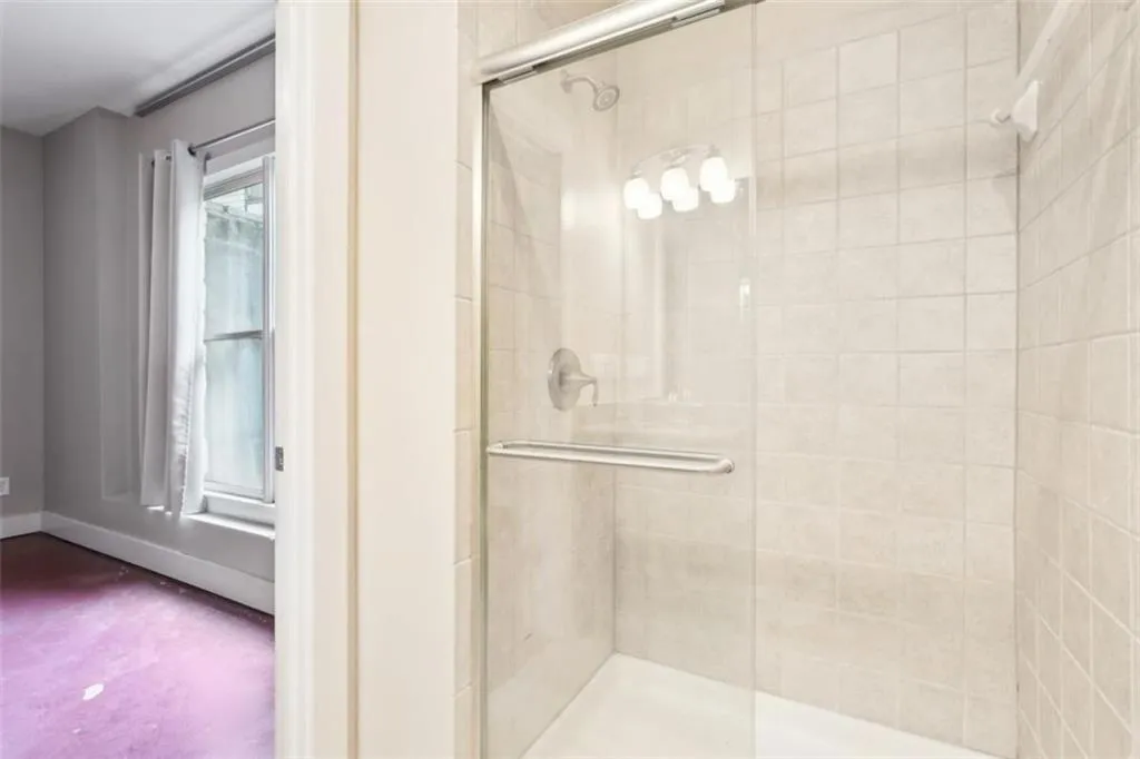 1199 Huff Road Unit 121, Atlanta, Georgia 30318, 3 Bedrooms Bedrooms, ,3 BathroomsBathrooms,Residential,For Sale,1199 Huff Road Unit 121,7541203