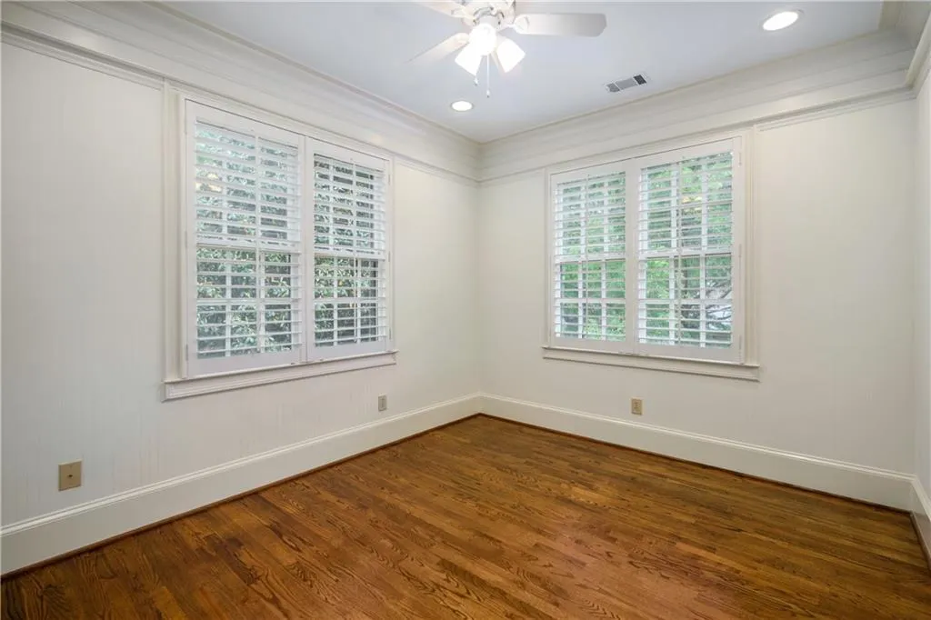 25 Brookside Walk, Atlanta, Georgia 30342, 6 Bedrooms Bedrooms, ,6 BathroomsBathrooms,Residential,Sold,25 Brookside Walk,6881513