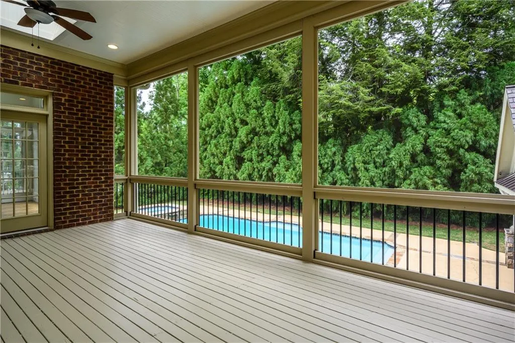25 Brookside Walk, Atlanta, Georgia 30342, 6 Bedrooms Bedrooms, ,6 BathroomsBathrooms,Residential,Sold,25 Brookside Walk,6881513