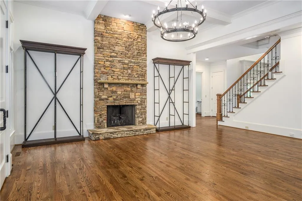 25 Brookside Walk, Atlanta, Georgia 30342, 6 Bedrooms Bedrooms, ,6 BathroomsBathrooms,Residential,Sold,25 Brookside Walk,6881513