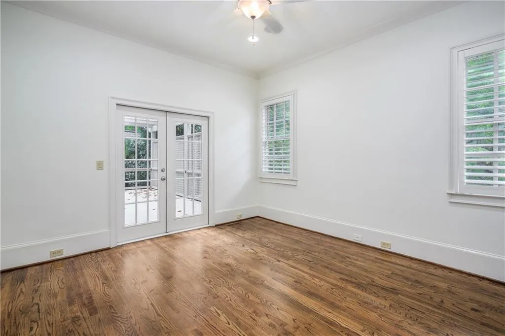 25 Brookside Walk, Atlanta, Georgia 30342, 6 Bedrooms Bedrooms, ,6 BathroomsBathrooms,Residential,Sold,25 Brookside Walk,6881513