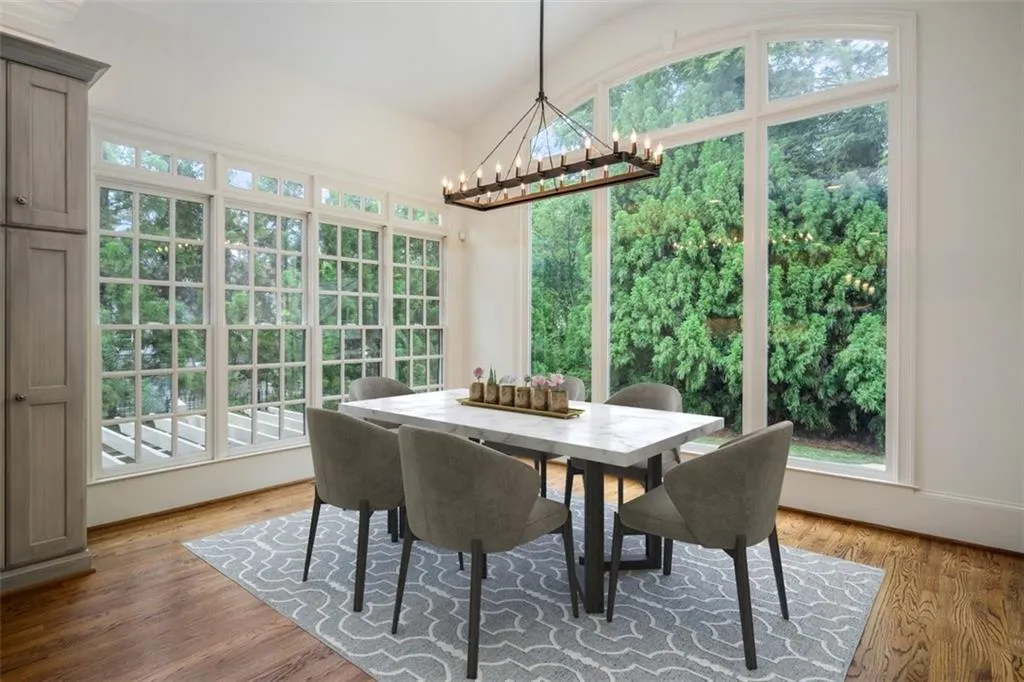 25 Brookside Walk, Atlanta, Georgia 30342, 6 Bedrooms Bedrooms, ,6 BathroomsBathrooms,Residential,Sold,25 Brookside Walk,6881513