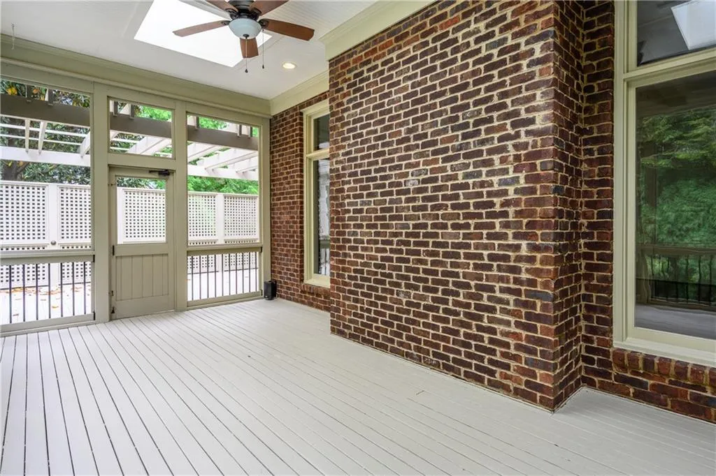25 Brookside Walk, Atlanta, Georgia 30342, 6 Bedrooms Bedrooms, ,6 BathroomsBathrooms,Residential,Sold,25 Brookside Walk,6881513