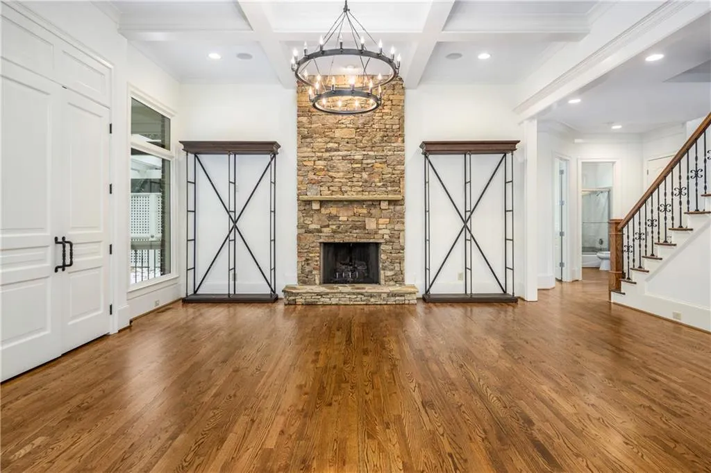 25 Brookside Walk, Atlanta, Georgia 30342, 6 Bedrooms Bedrooms, ,6 BathroomsBathrooms,Residential,Sold,25 Brookside Walk,6881513