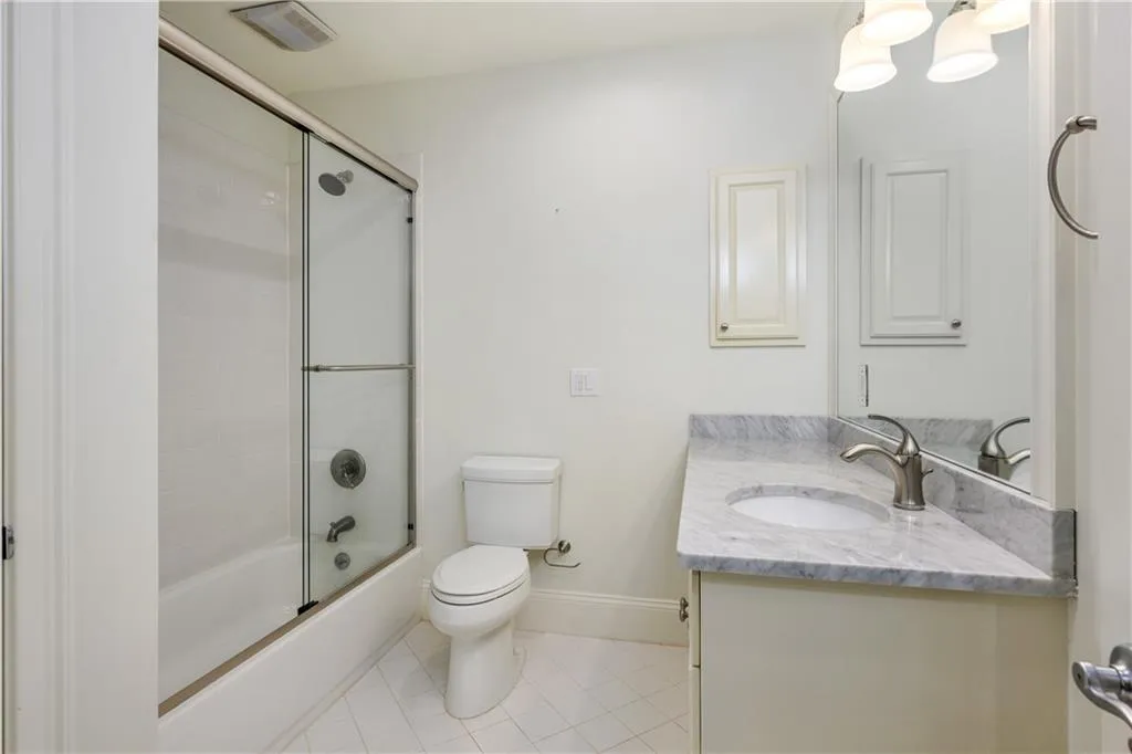 25 Brookside Walk, Atlanta, Georgia 30342, 6 Bedrooms Bedrooms, ,6 BathroomsBathrooms,Residential,Sold,25 Brookside Walk,6881513