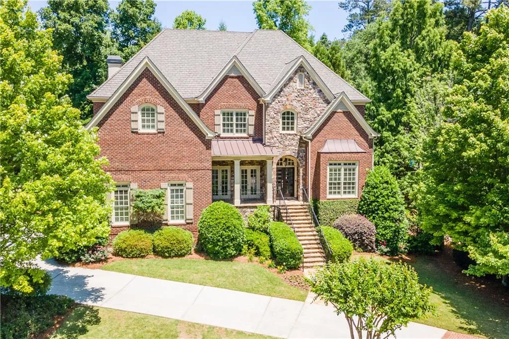 25 Brookside Walk, Atlanta, Georgia 30342, 6 Bedrooms Bedrooms, ,6 BathroomsBathrooms,Residential,Sold,25 Brookside Walk,6881513